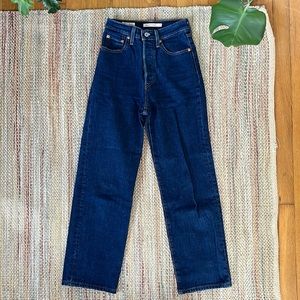 Levi’s Ribcage Button Fly Straight Jeans Dark Blue Denim Wash